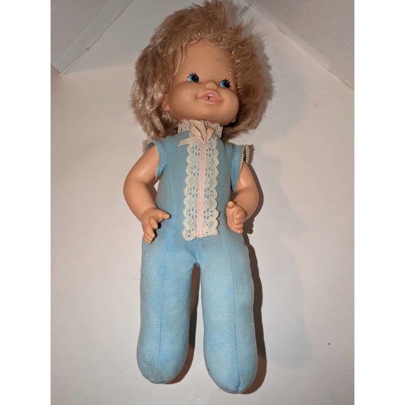 Vintage 1981 15" Vinyl Bye Bye Diapers Doll Mattel Pull String Claps her Hands - Picture 3 of 5